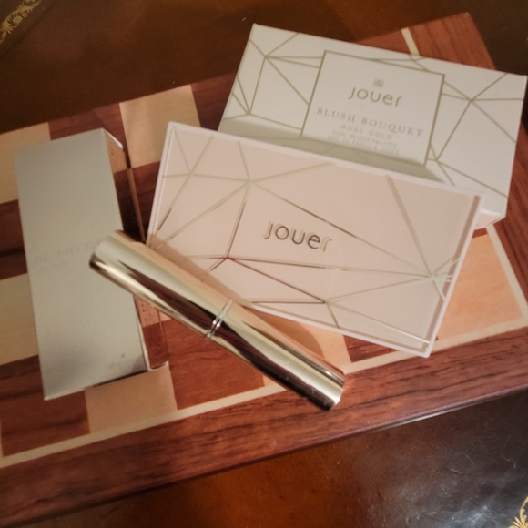 New Noevir Natural Lipstick/Jouer Blush - Picture 2 of 12